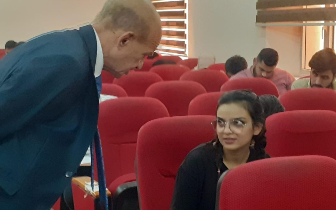 كلية الطب تجري امتحانات الدور الثاني لطلبة الدراسات الاولية