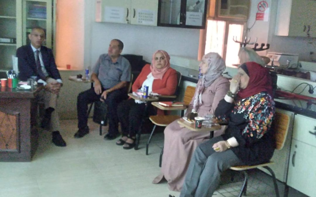 كلية الطب تناقش مشاريع بحوث طلبة الماجستير في فرع الاحياء المجهرية