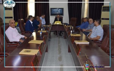 عميد كلية الطب يعقد اجتماعاً موسعاً لفرع الطب الباطني