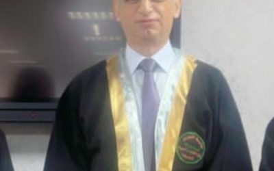 رئيس فرع الاحياء المجهرية في كلية الطب يترأس لجنة  مناقشة  رسالة ماجستير  في جامعة النهرين