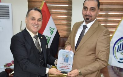 مساعد رئيس الجامعة العراقية للشؤون الادارية يزور كلية الطب ويلتقي بعميدها