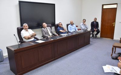 بالصور عميد كلية الطب الاستاذ الدكتور احمد نزار الدباغ يجتمع برؤساء واعضاء اللجان الخاصة بالمؤتمر الطبي الدولي الآۆلْ للكلية