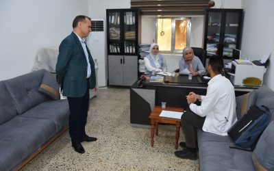 بالصور عميد كلية الطب في الجامعة العراقية يطلع على سير الامتحانات العملية السريرية لفرعي الجراحة والنسائية والتوليد لطلبة لمرحلة السادسة