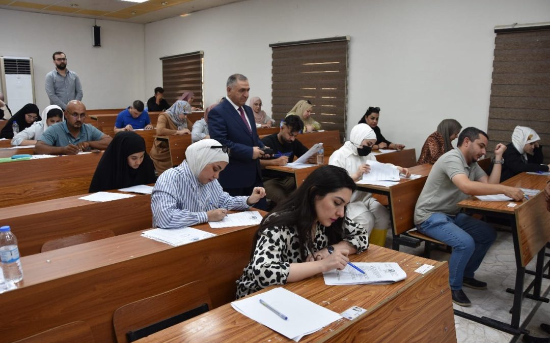 طب الجامعة العراقية تجري الامتحان التنافسي للطلبة المتقدمين للدراسات العليا