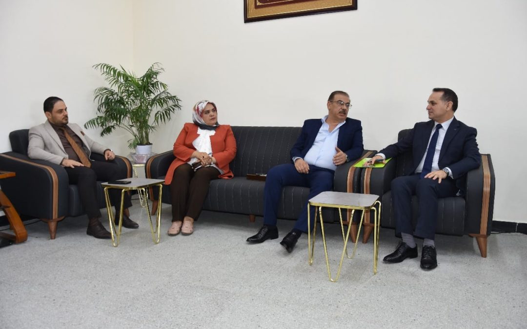 انعقاد المجلس الاستشاري الصناعي في كلية الطب