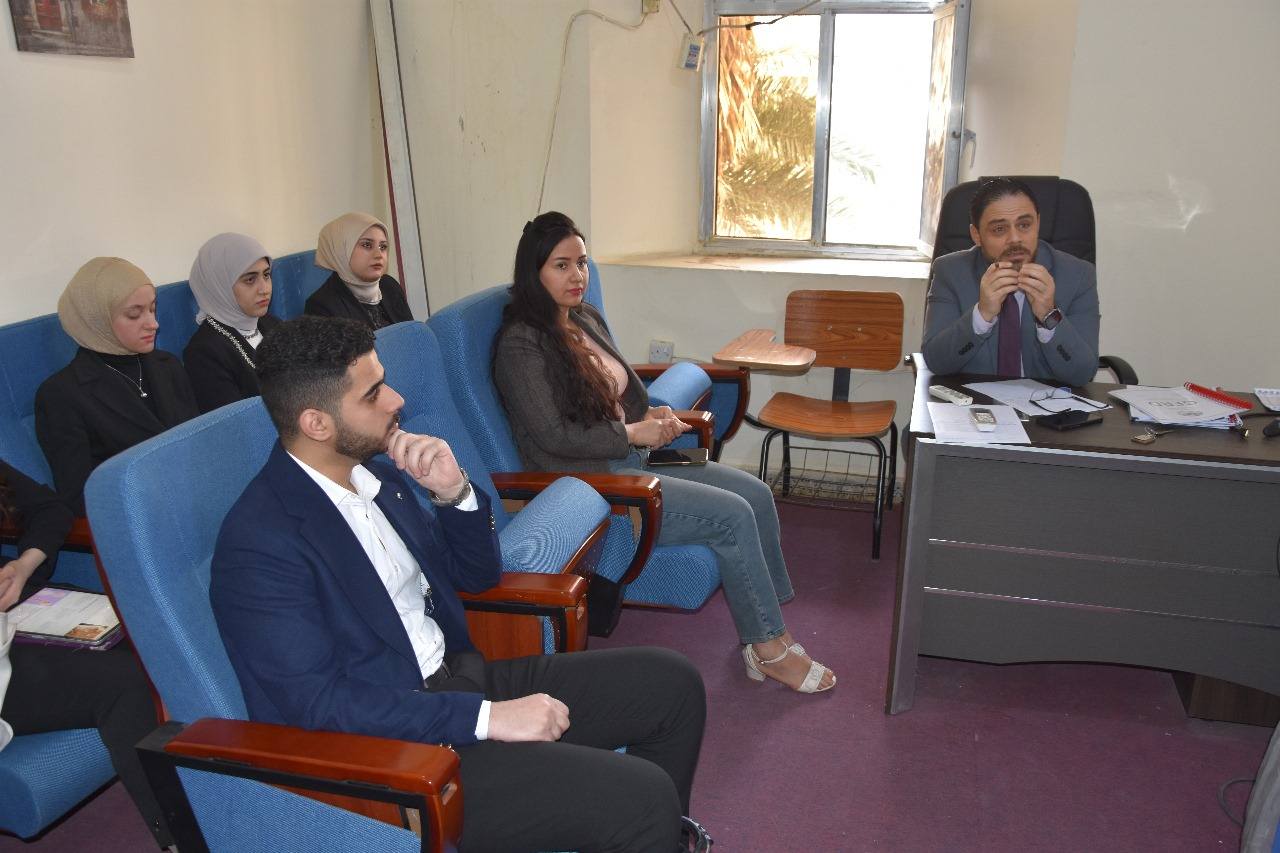 كلية الطب تناقش بحوث طلبة المرحلة الرابعة لفرع طب الاسرة والمجتمع