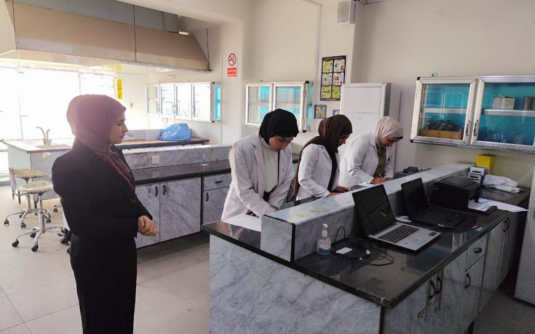 فرع الكيمياء والكيمياء الحياتية  في كلية الطب ينجز الامتحان العملي بصيغة المحطات المتعددة ضمن الفصل الدراسي الثاني للعام الحالي