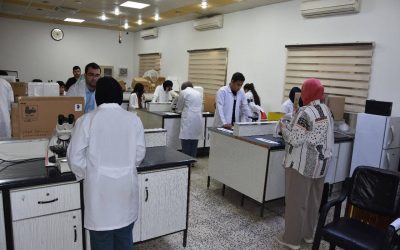 كلية الطب تُجري الامتحان العملي لطلبة المرحلة الثالثة بصيغة المحطات المتعددة OSPE