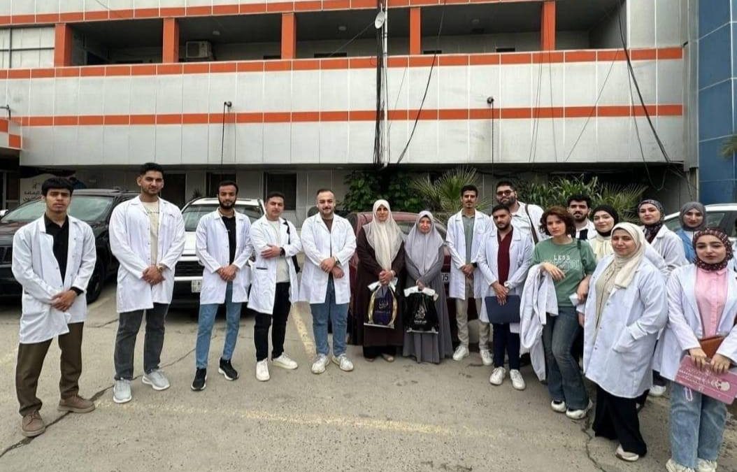 ضمن مبدأ “التعرض السريري المبكر” طلبة المرحلة الثانية في كلية الطب – الجامعة العراقية يترجمون مفاهيم الفسلجة إلى مهارات عملية في مستشفى النعمان التعليمي