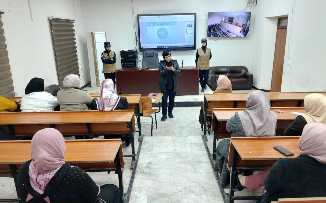 كلية الطب تنظم ندوة توعوية حول مخاطر الابتزاز الإلكتروني: تعزيز الوعي والحماية الرقمية “الابتزاز الإلكتروني: تحديات وسبل المواجهة”