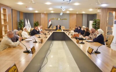 كلية الطب تًعقد اجتماعاً موسعاً للجنة المناهج لمتابعة سير تحديثها بما ينسجم مع المعايير الاكاديمية الحديثة ومتطلبات التعليم الطبي